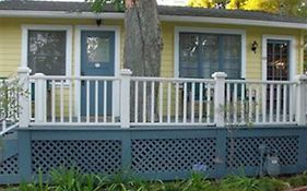 Secret Garden Inn & Cottages